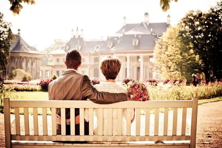 PASSAGE 13: The American Way of Marriage